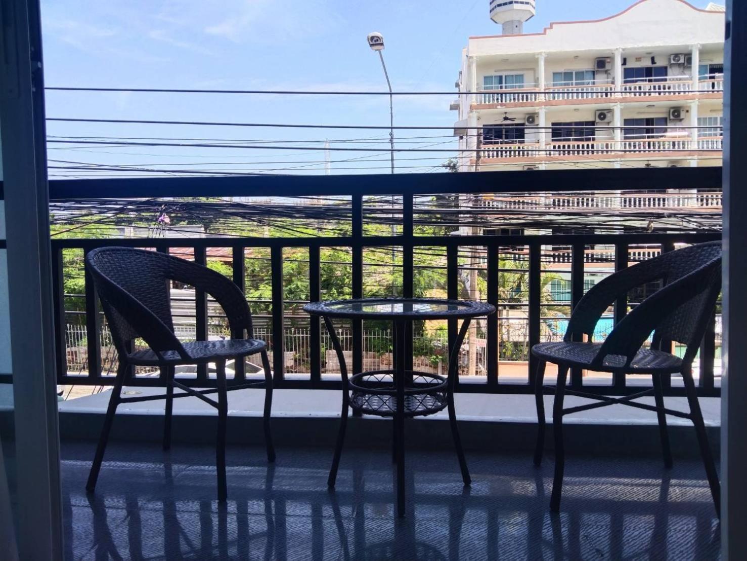 Sota Residence Pattaya Extérieur photo