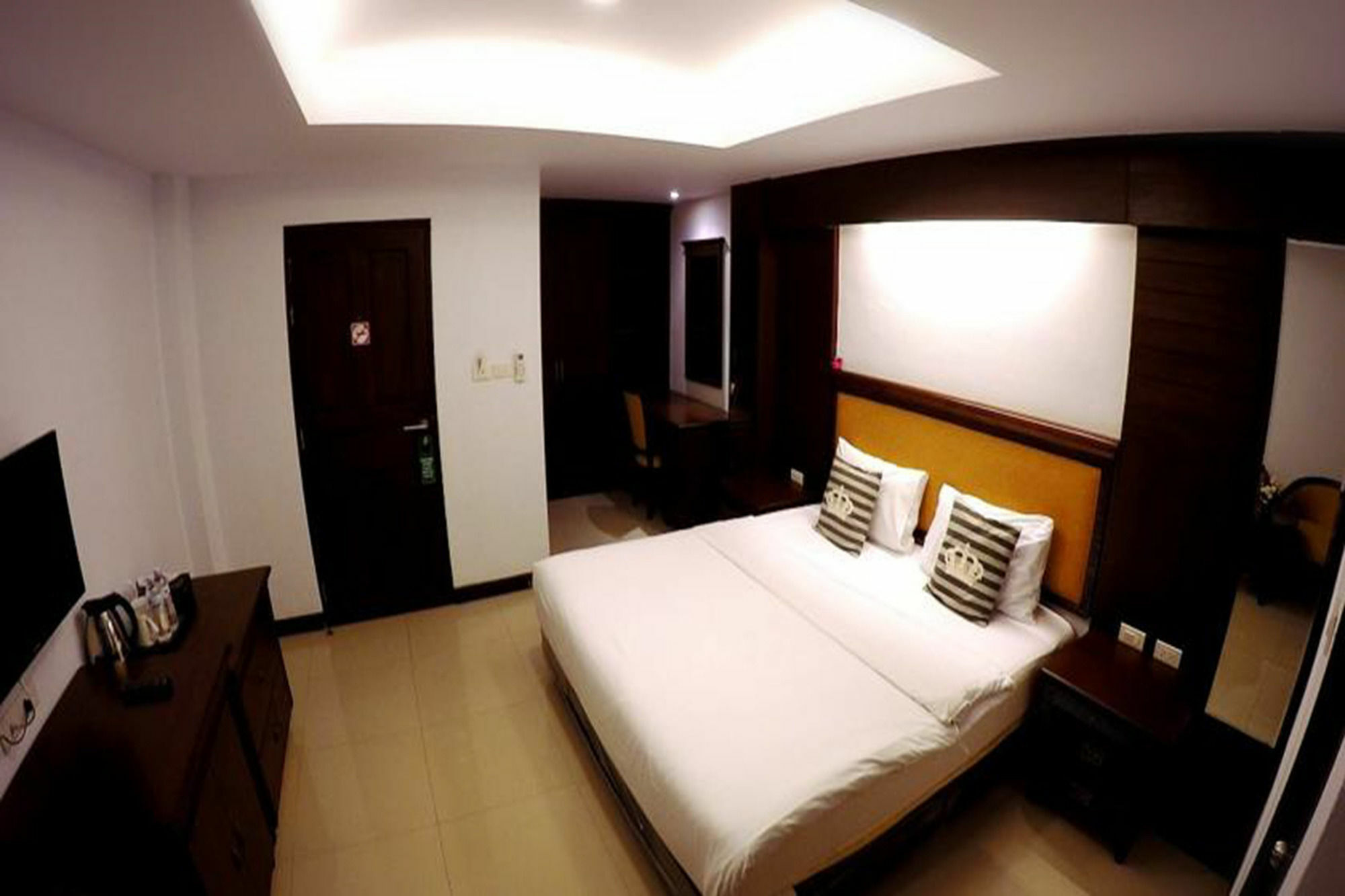 Sota Residence Pattaya Extérieur photo